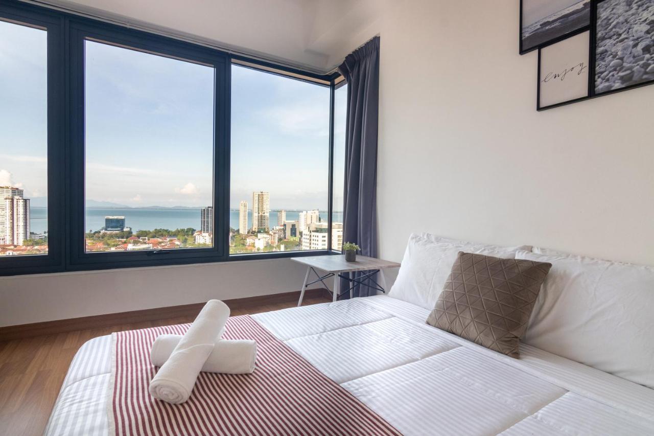 Tropicana 218 X Airlevate Suites George Town Exteriör bild