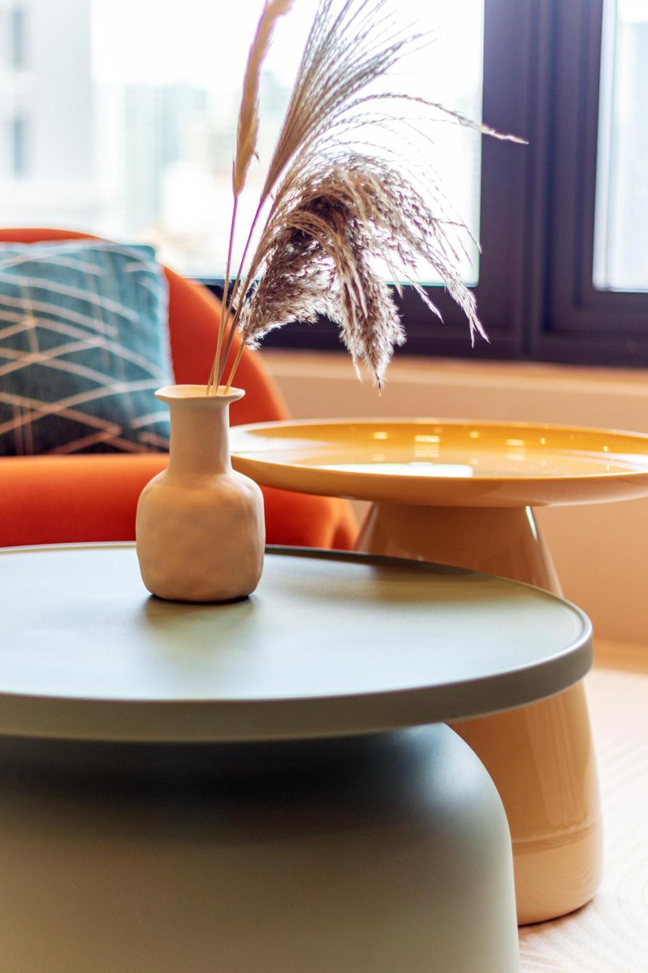 Tropicana 218 X Airlevate Suites George Town Exteriör bild