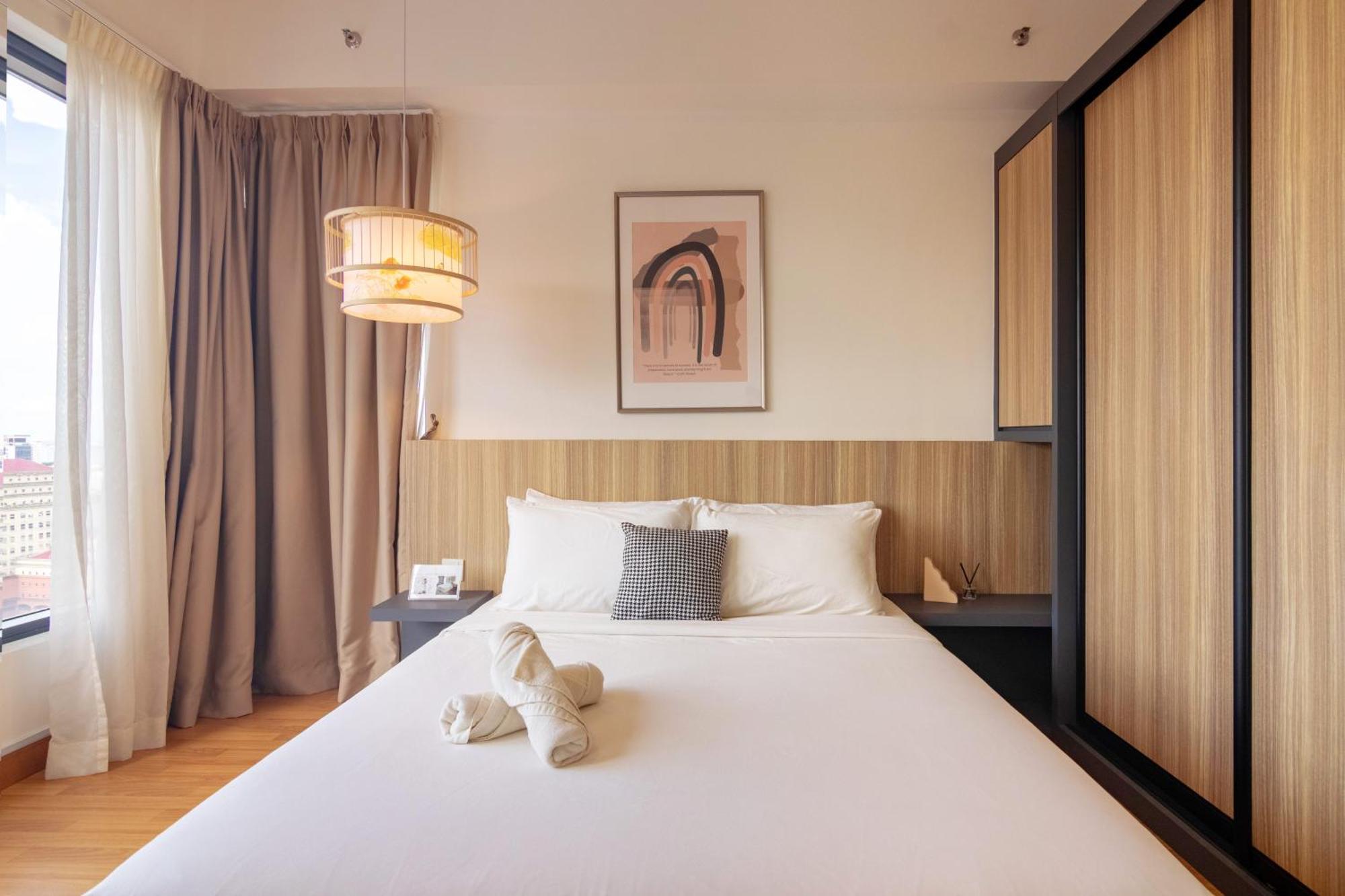 Tropicana 218 X Airlevate Suites George Town Exteriör bild