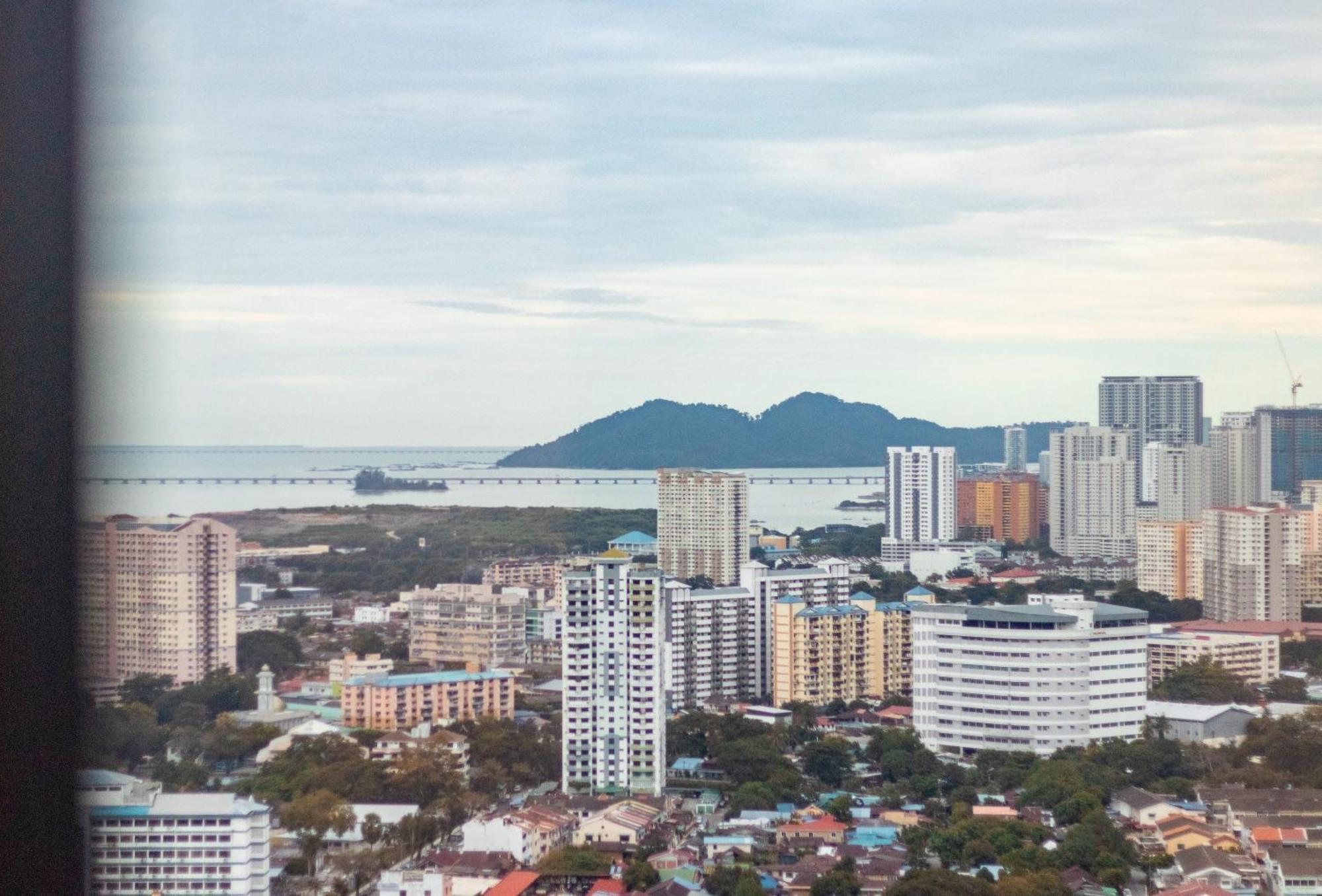 Tropicana 218 X Airlevate Suites George Town Rum bild