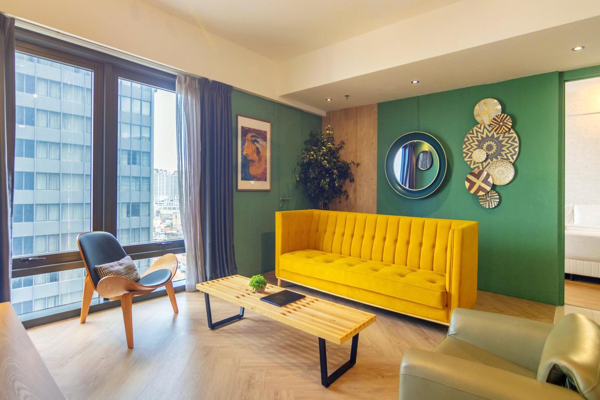 Tropicana 218 X Airlevate Suites George Town Exteriör bild