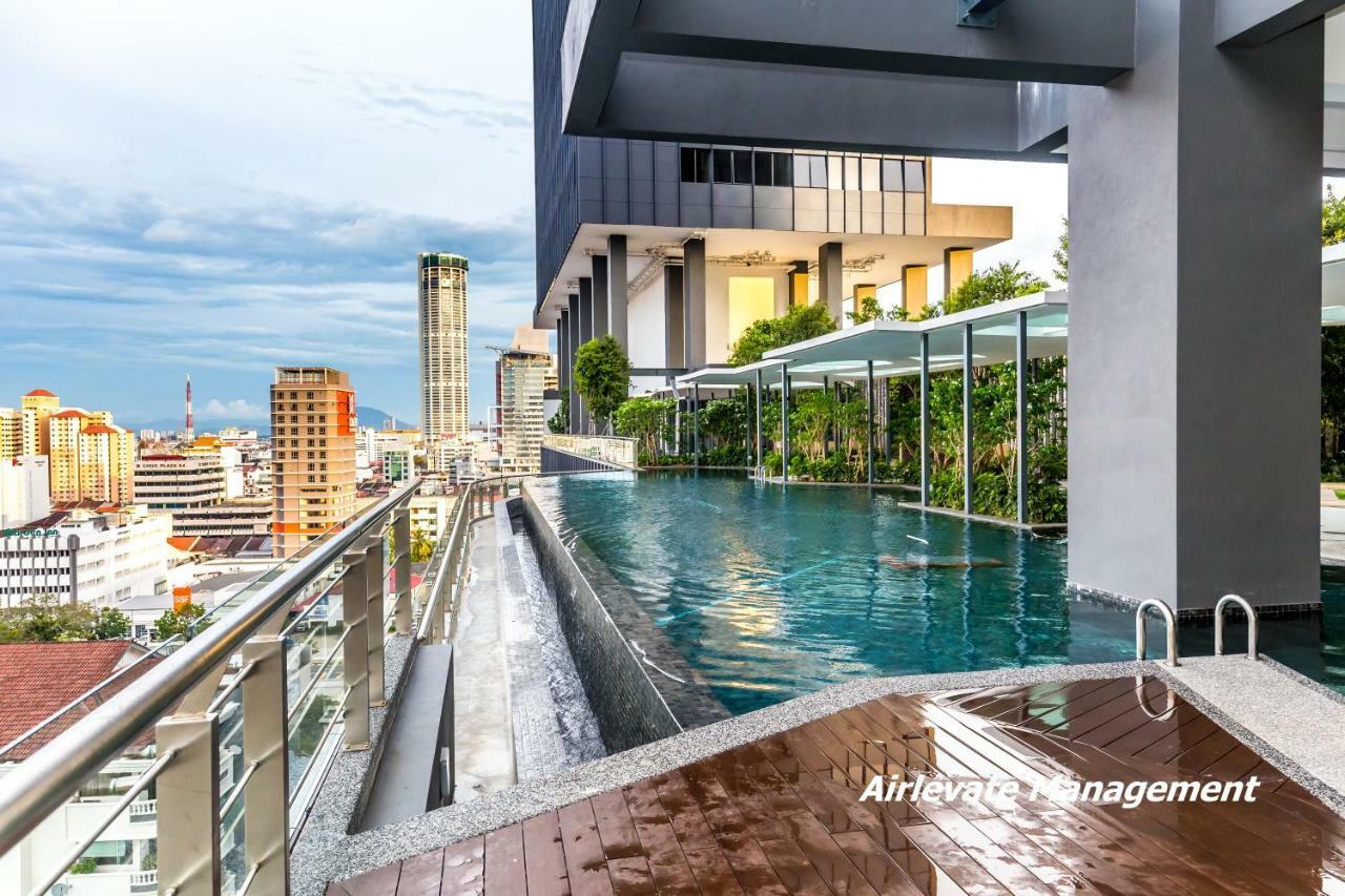 Tropicana 218 X Airlevate Suites George Town Exteriör bild