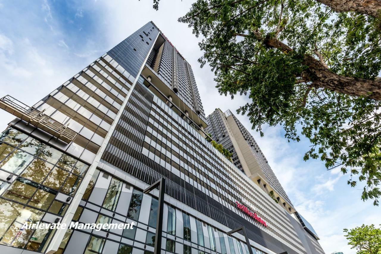 Tropicana 218 X Airlevate Suites George Town Exteriör bild